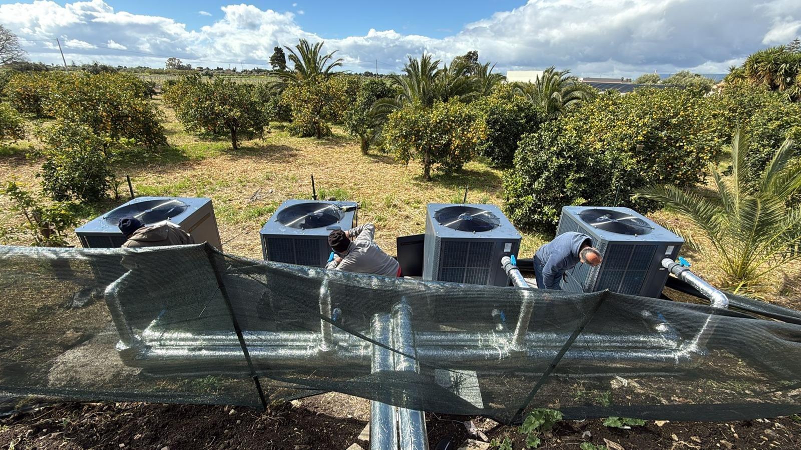 L'impianto di riscaldamento durante l'installazione — Principe di Fitalia, Sicilia