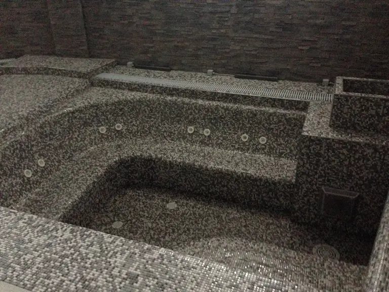 Piscine con idromassaggio — Piscine Dalla Bona
